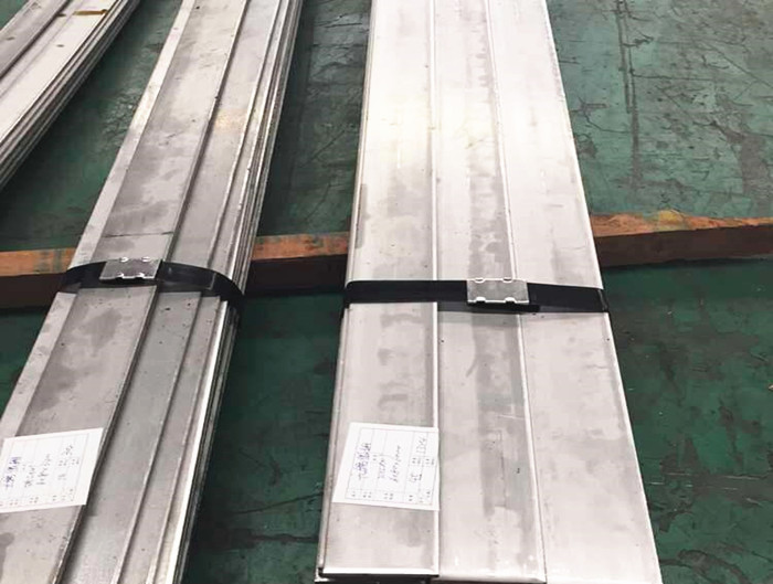 Stainless steel flat bar