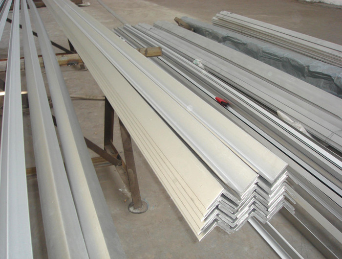 Stainless steel angle bar