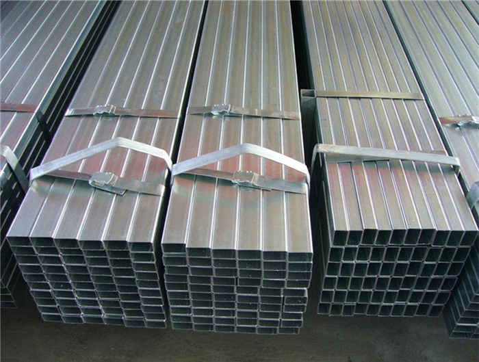 Hot dipped galvanized pipe