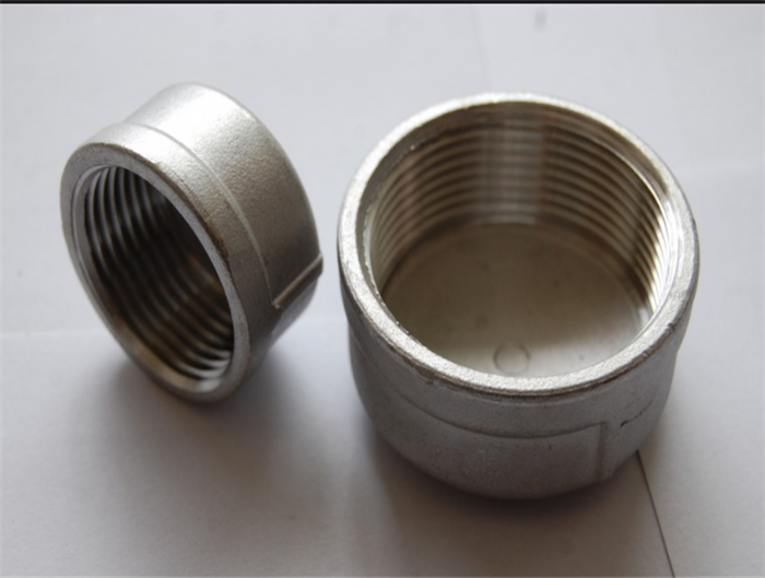 Stainless steel threaded cast fitting